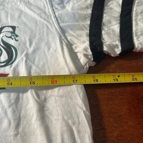 Harry Potter Hogwarts Alumni T Shirt Mens Sz M Wizarding World Universal Studios - Picture 7 of 8